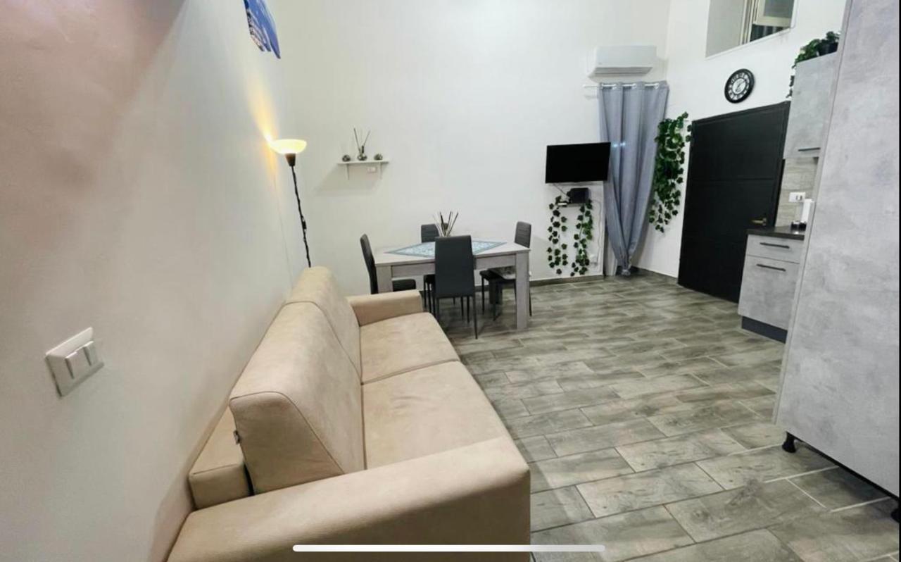 Apartamento Qs House Nápoles Exterior foto